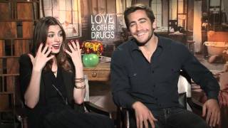 Anne Hathaway and Jake Gyllenhaal Interview - Love and Other Drugs