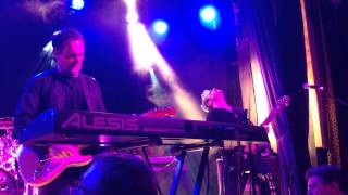 Vignette de la vidéo "THE NEAL MORSE BAND "alive again *Ending Section*" Paris, France 09.03.2015"