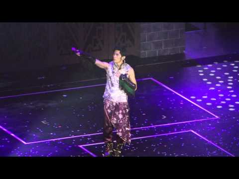 21-9-2013 青花瓷 @ 周杰倫魔天倫世界巡迴演唱會 - 香港站