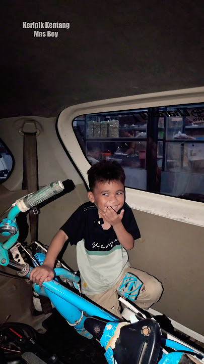 Alvaro ketiduran di mobil #keripikkentangmasboy #shorts #comedy #trending #humor