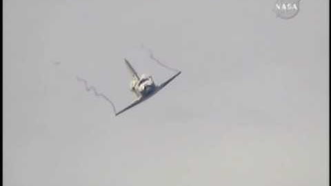 Space shuttle Discovery STS-128 Landing
