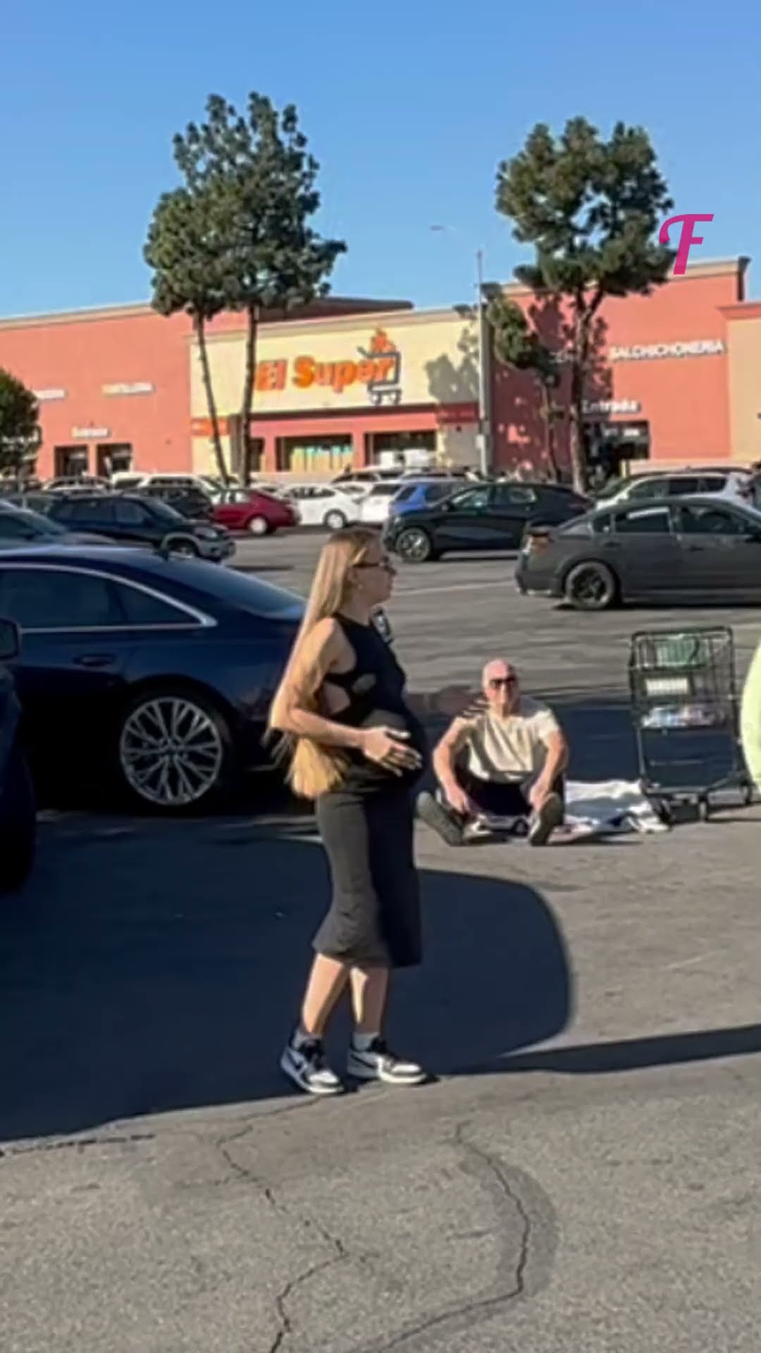 Homeless Man Steps In to Help When No One Else Would #shorts
