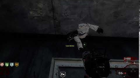 Black Ops Zombies - Zombie Stretch Glitch