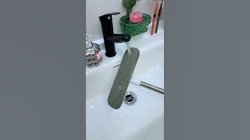 With this, the window screen is much easier to clean. The screen window can be effectively #shorts