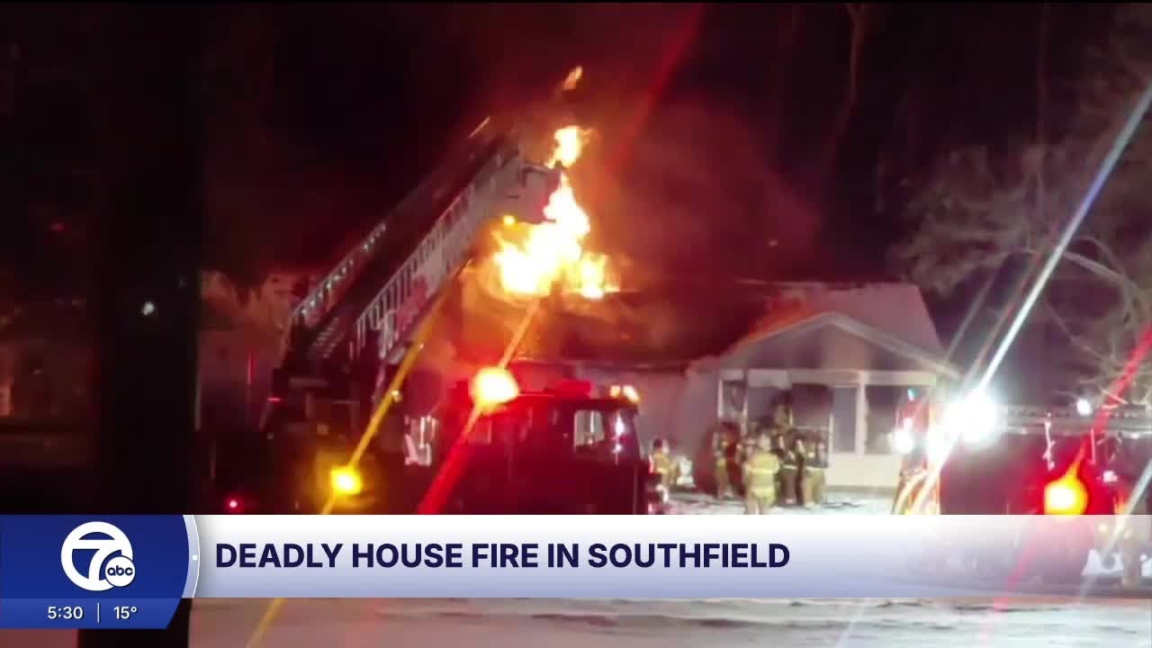Woman dies after being trapped Southfield house fire - YouTube