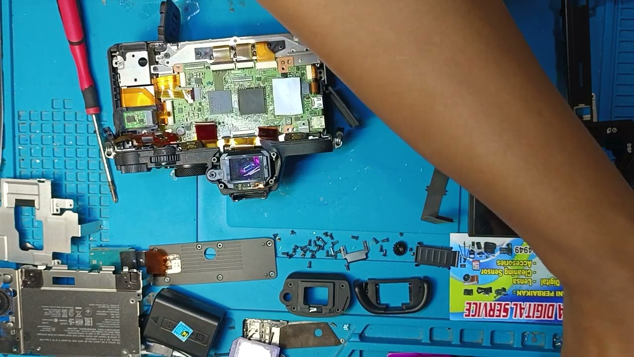 SONY A7ii Camera Disassembly - YouTube
