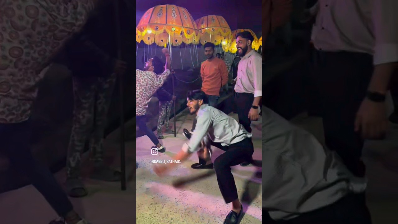 lal lal kurti me gora sa badan 