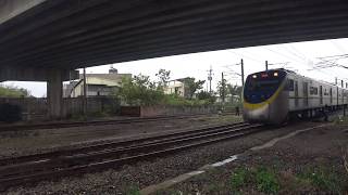 2358次區間車通過斗南鎮福德陸橋