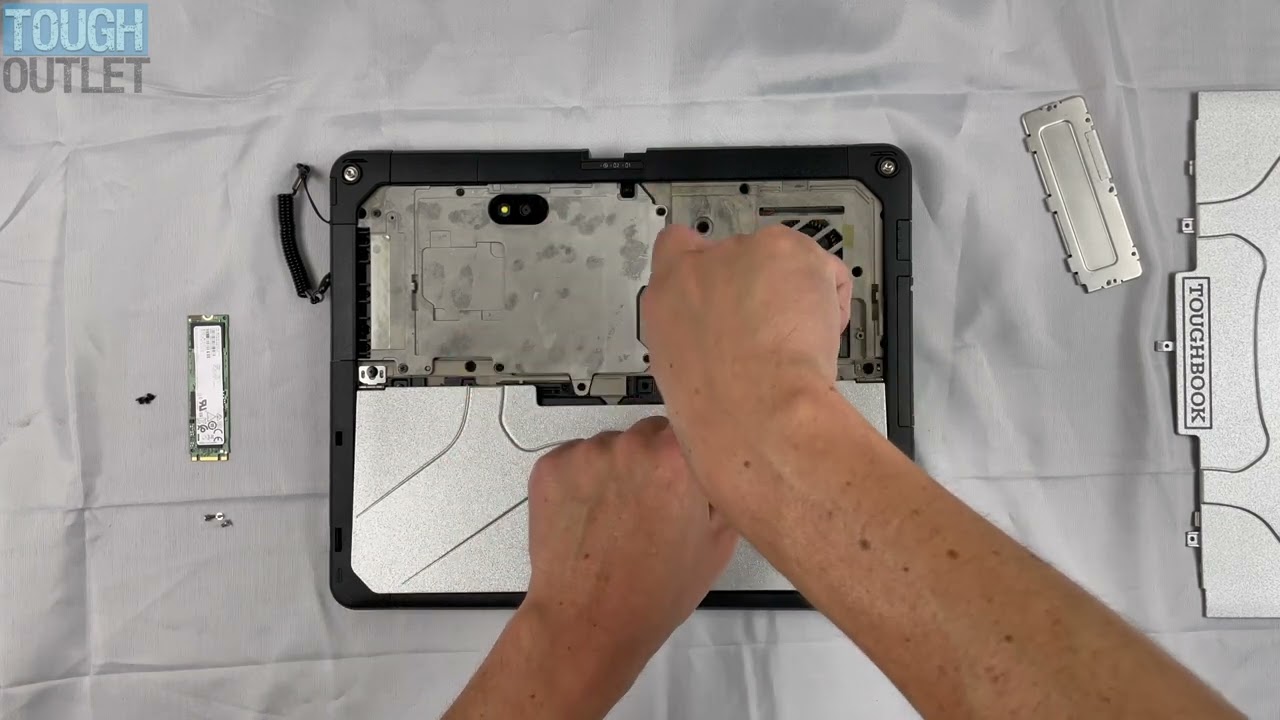 Panasonic Toughbook CF-33: How to change M.2/NVME SSD - YouTube
