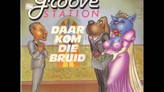 groove-station-daar-kom-die-bruid-met-n-groot-roos