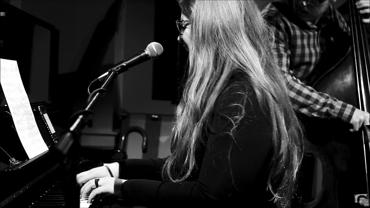 Lauren Lee Trio, "Blue Skies" 112617 YouTube