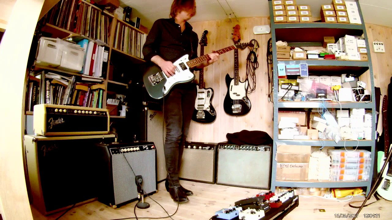 Reuss Repeater Fuzz RF-02 and TB-01 Tone Booster demo (Vox Repeat  Percussion)