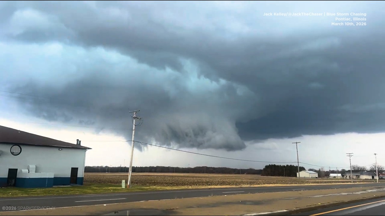 Multiple-Vortex Tornado Touches Down Outside Town | Pontiac, Illinios - March 10th, 2026 {JK} [HD]