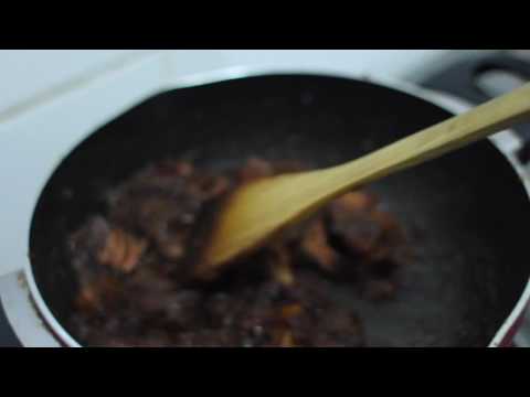 Cara Menghangatkan Rendang Sapi