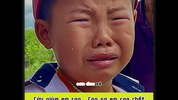 lời cầu xin nghẹn ngào của cậu bé 7 tuổi khiến ông nội ngồi phía sau lặng lẽ lau nước mắt.