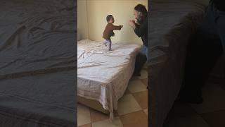 和爸爸一起玩打拳 #cute #adoreble #cutebaby #adorably #baby #adorablebaby #funny #babygirl