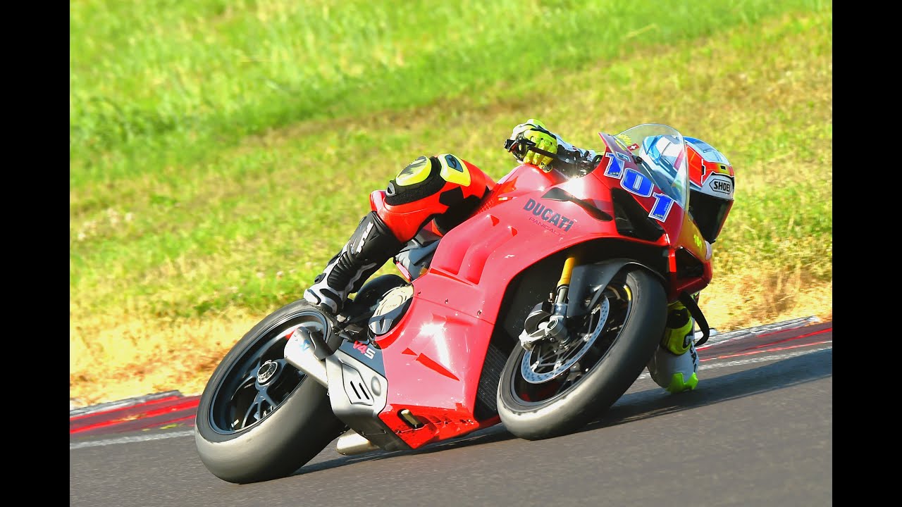 Ducati Panigale V4S raw On Board at Cremona Circuit 07.2023