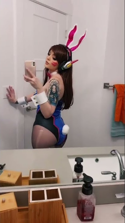 kaezuko.cos #dva #overwatch #cosplay #thebestgirl
