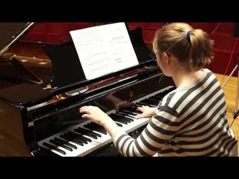 CATHY KRIER plays Piano music of the 20th Century
