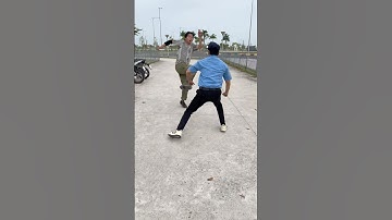 2 tên cướp liều lĩnh có vũ khí nóng gặp ngây bảo vệ khu chợ đêm và cái kết buồn