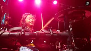 Download Lagu Sweet child on mine,, by GNR live band LOE JOE band \u0026 Alexa... korin MP3