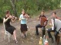 Hausmusik in Russland bei einer mennonitischen Familie Teil 1 família menonita russa instrumental