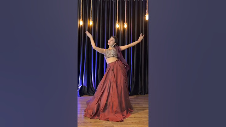 Aaja Na Chhu Le Meri Chunnari Sanam Old Song Dance #shorts #whatsappstatusvideo  #chunnarichunnari