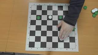 Шашки для самых юных 20 Центр screenshot 5