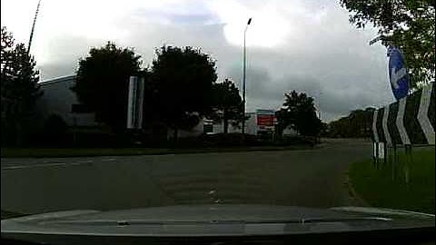 Gatwick Meet & Greet Valet Parking Recorded On RoadScan Dashcam