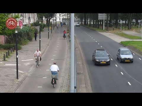 How the Dutch got their cycle paths.