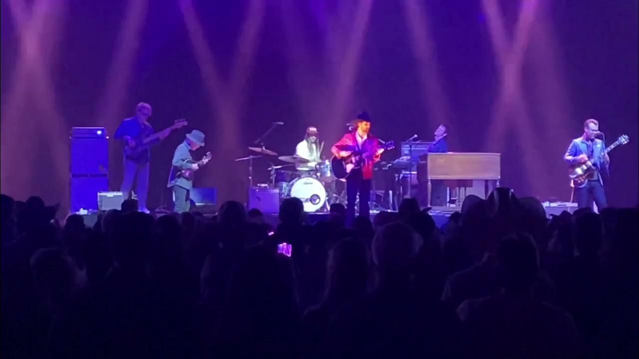 Ryan Bingham “Jingle and Go” Ryan Bingham “Jingle and Go”