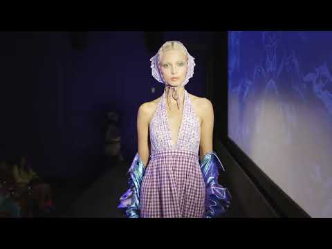 Anna Sui |