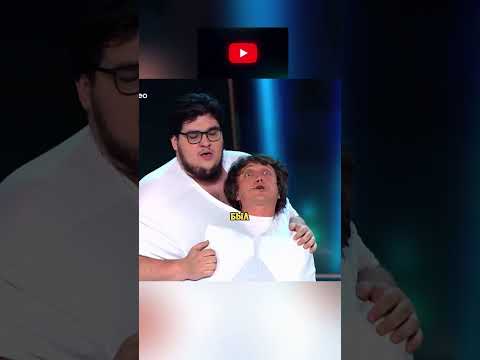 Да это был театральный поцелуй 🤣 РЕГИОНЫ ШОУ ЗВЁЗДЫ #юмор #дорохов #шоузвёзды