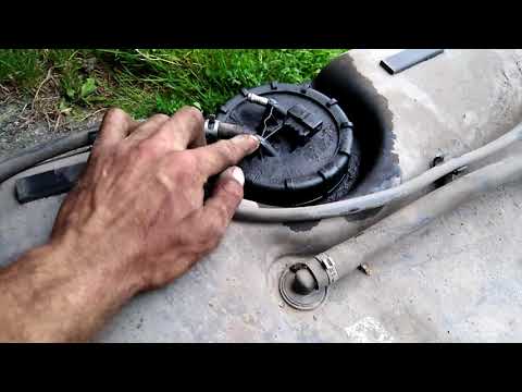 Video: Jak opravíte plovák plynové nádrže?