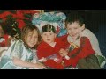 Capture de la vidéo Megan Mckenna - Family At Christmas (Official Music Video)