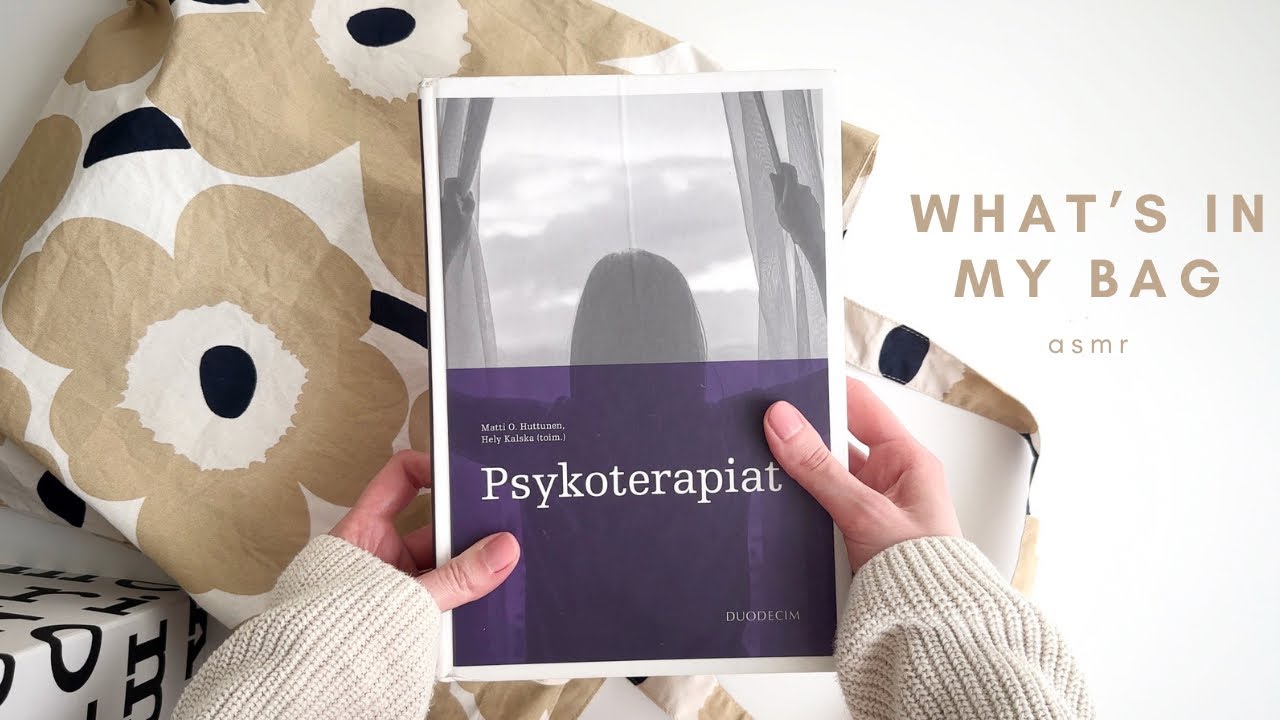 ASMR suomi - MITÄ ON MINUN LAUKUSSA? What's in my university bag - Что в моей сумке АСМР esittely