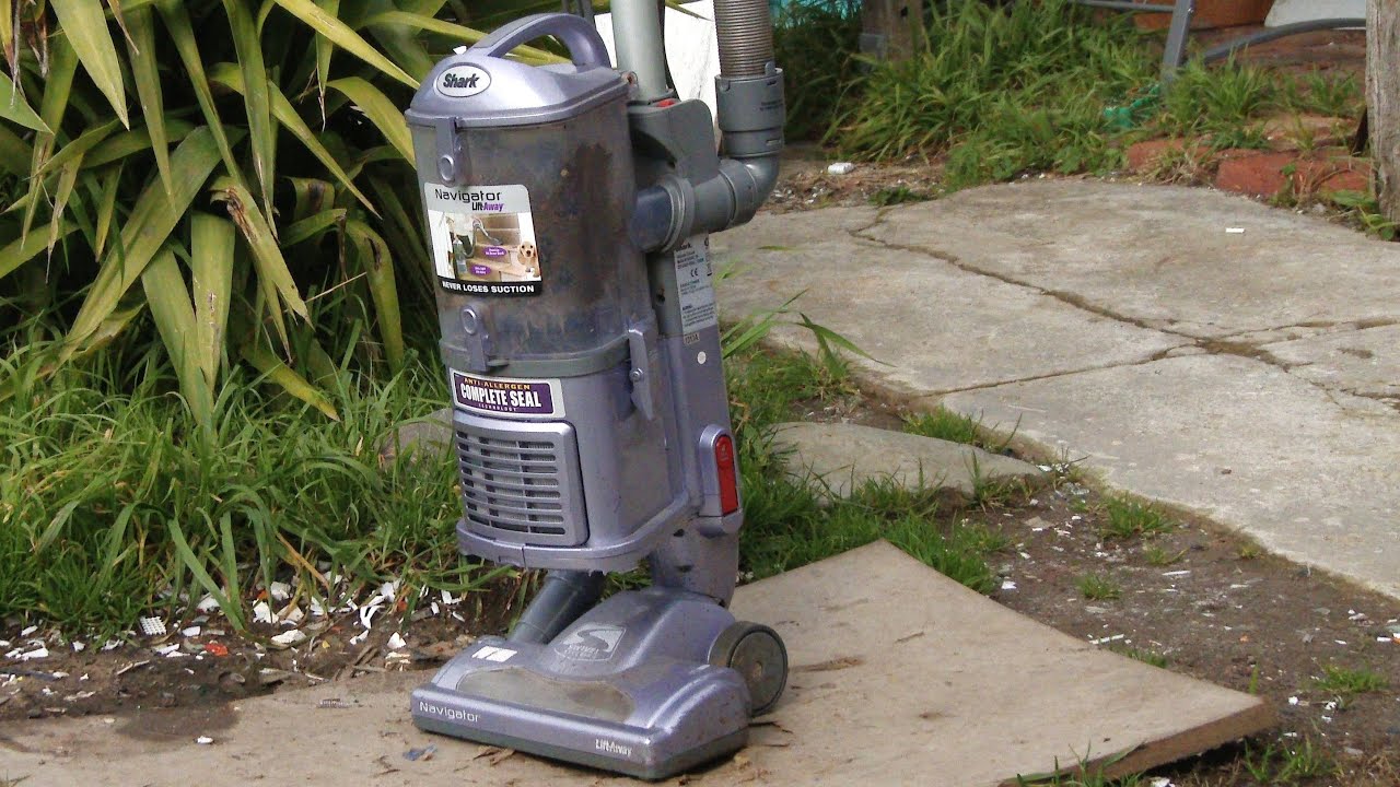 Smash Shark Navigator Vacuum with Motor Burn Out YouTube