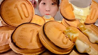 ASMR 10 Won Bread【Mukbang/ Eating Sounds】【English subtitles】