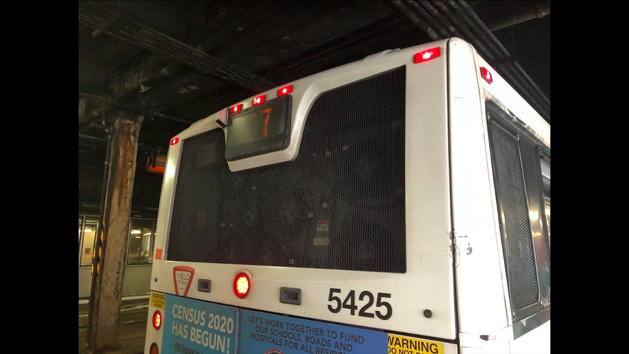 nj-transit-on-board-nabi-416-15-5425-on-bus-route-107-to-new-york