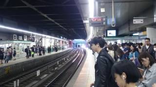 運が悪い・・・   2211F金山3番線MHハーフ！