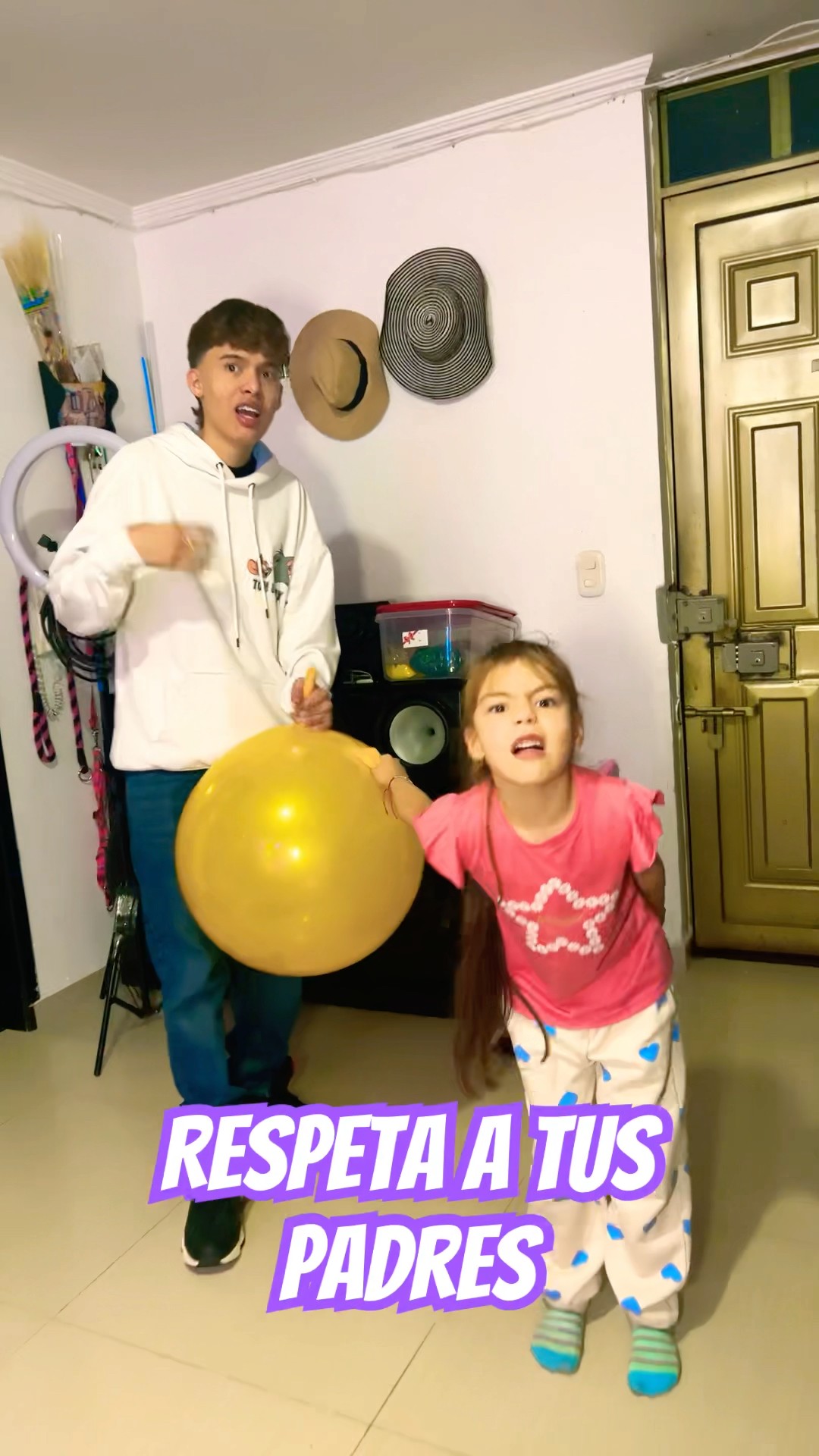 Respeta a tus padres #humor #cosasdefamilia #comedia #shortviral