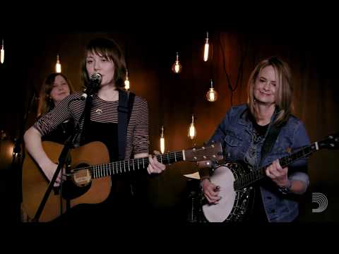 Molly Tuttle, Alison Brown, Missy Raines & Kimber Ludiker - Little Annie (615 Sessions)