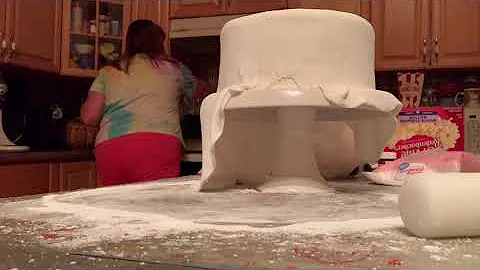Cake Decorating Demo