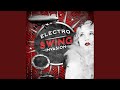 Sing Sing, Sci-Fi Swing