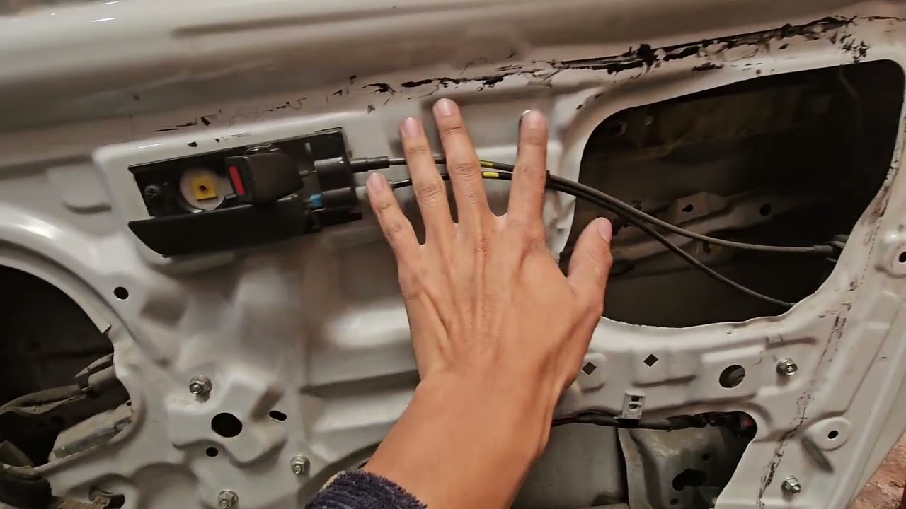 Como Sacar y/o Reparar Elevalunas || Attitude 2006-2011 || GLS Premium