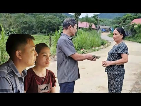 The policeman's mother was moved when the kind man lent her money to pay off her debt