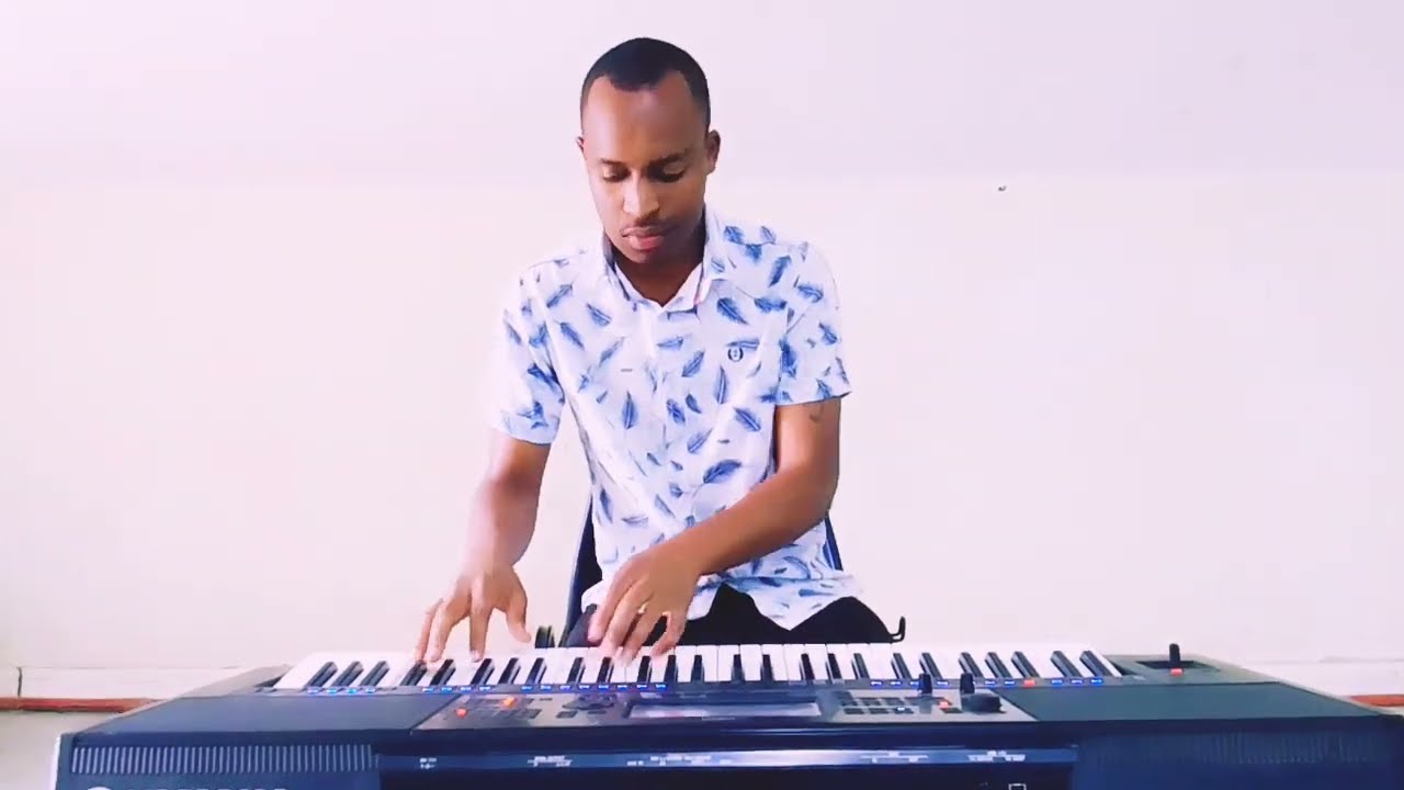 TOP TOP Tiririsha baraka   Dokc Catholic Songs piano