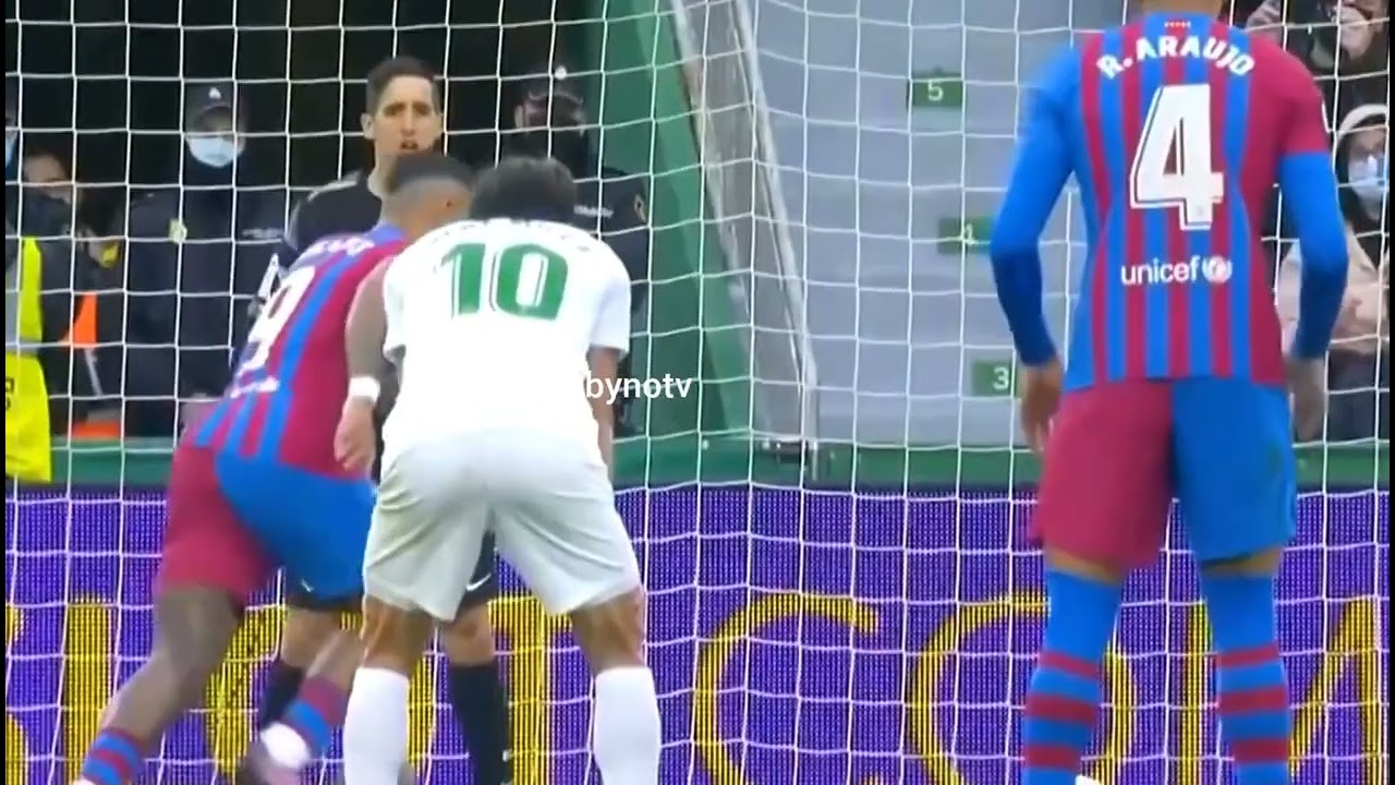 Memphis Depay Incredible Penalty Shoot vs Elche 2022 / what a penalty!