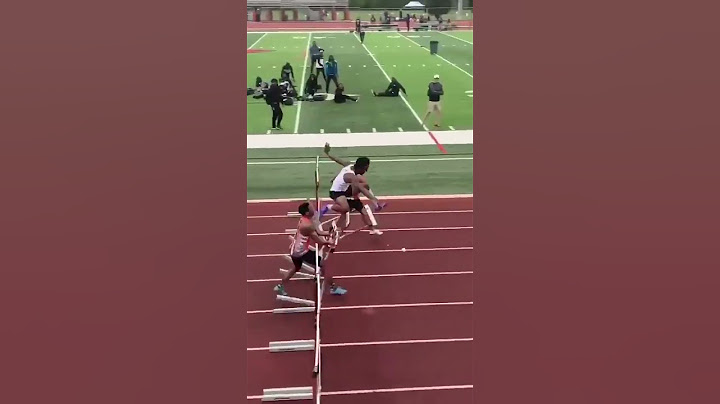 The officials accidentally misplaced a set of hurdles 😳😅 (via @kxngjess) #shorts
