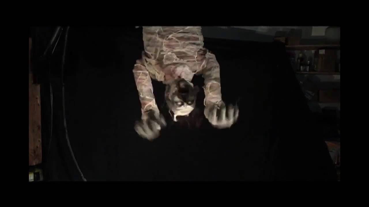 Dropping Mummy Torso - Falling Mummy Prop